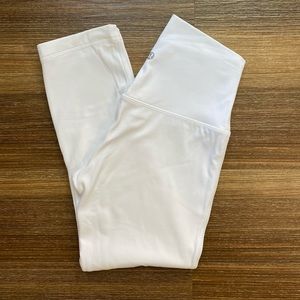 ✨ SOLD lululemon Align Crop 21” in White ✨